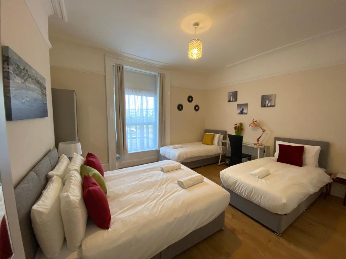 Serviced Property Apartment 1 普里茅斯 客房 照片