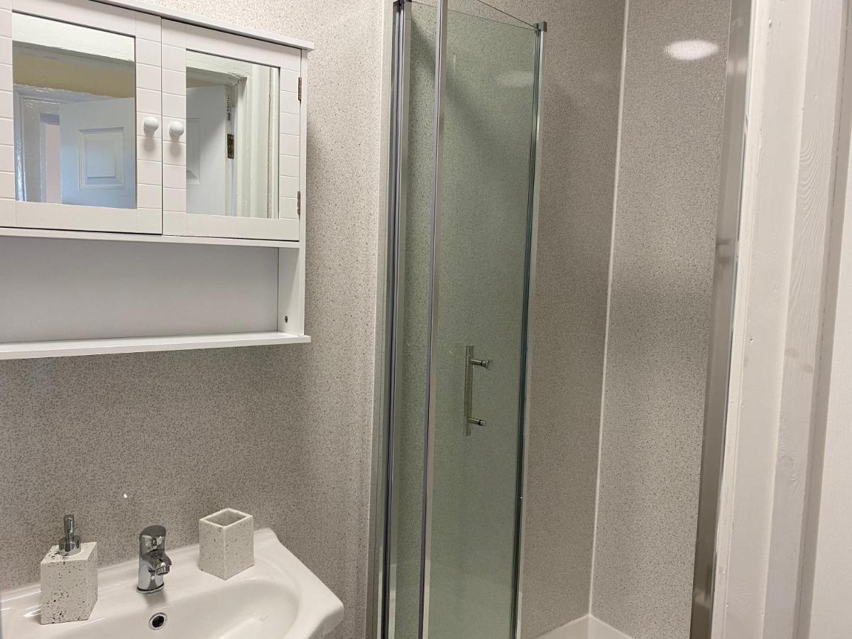 Serviced Property Apartment 1 普里茅斯 外观 照片
