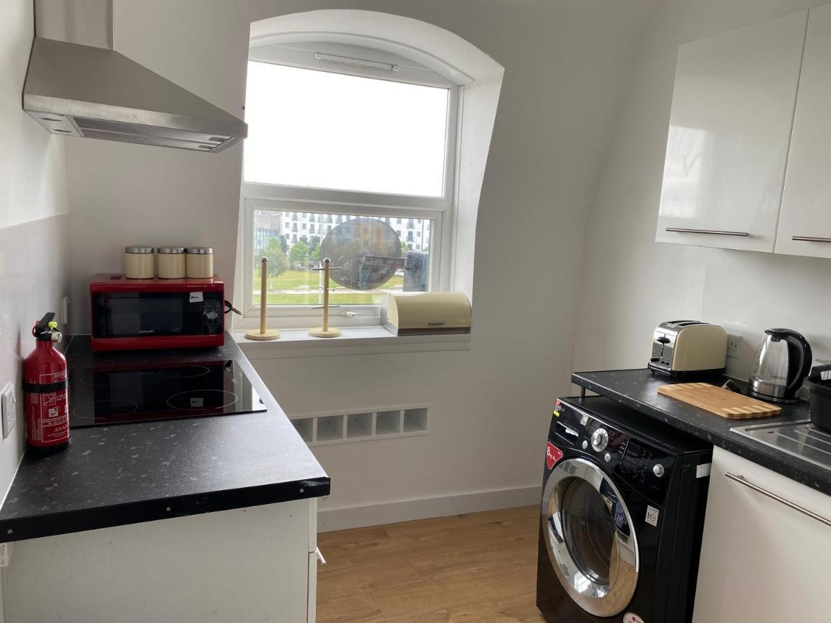 Serviced Property Apartment 1 普里茅斯 外观 照片